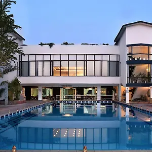 4* Resort Western Country Club